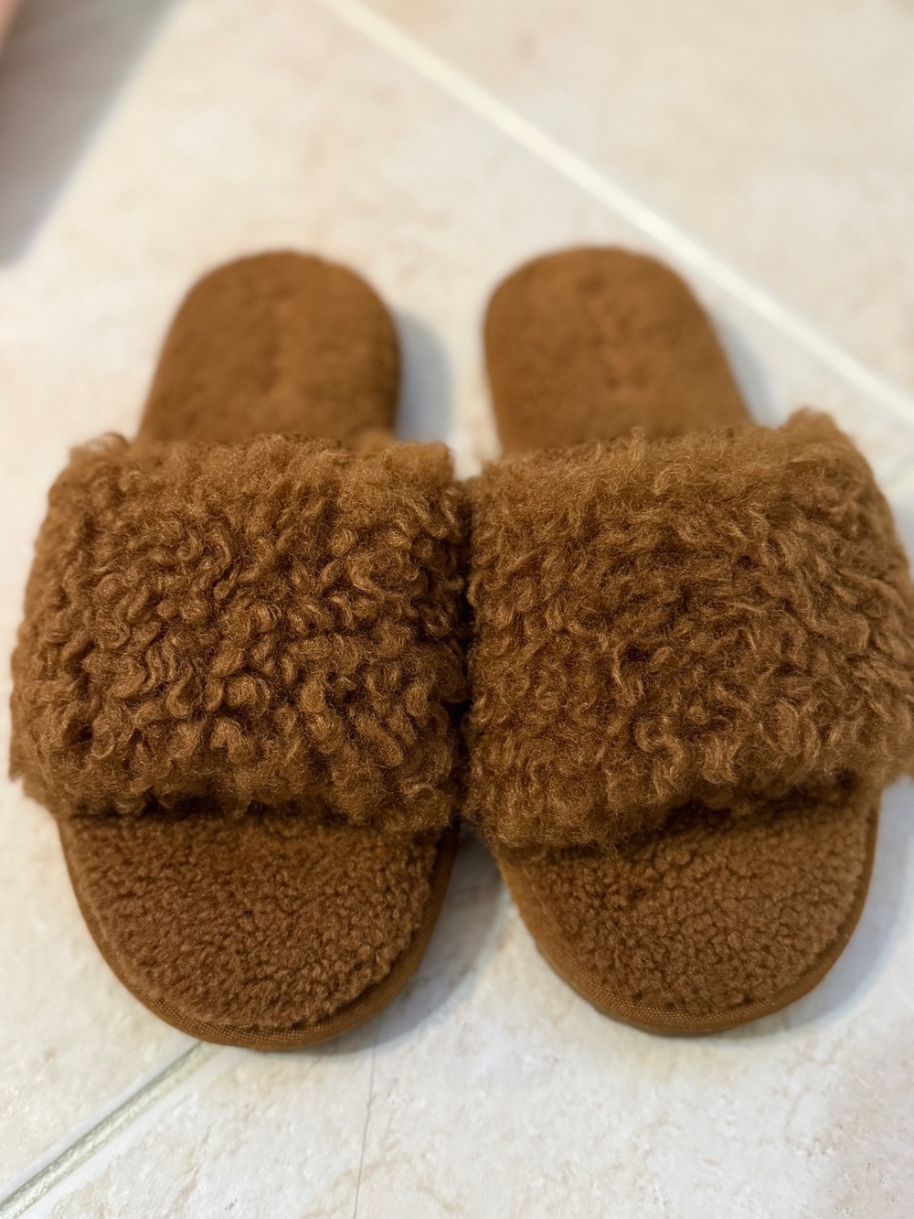 NWOT Bombas